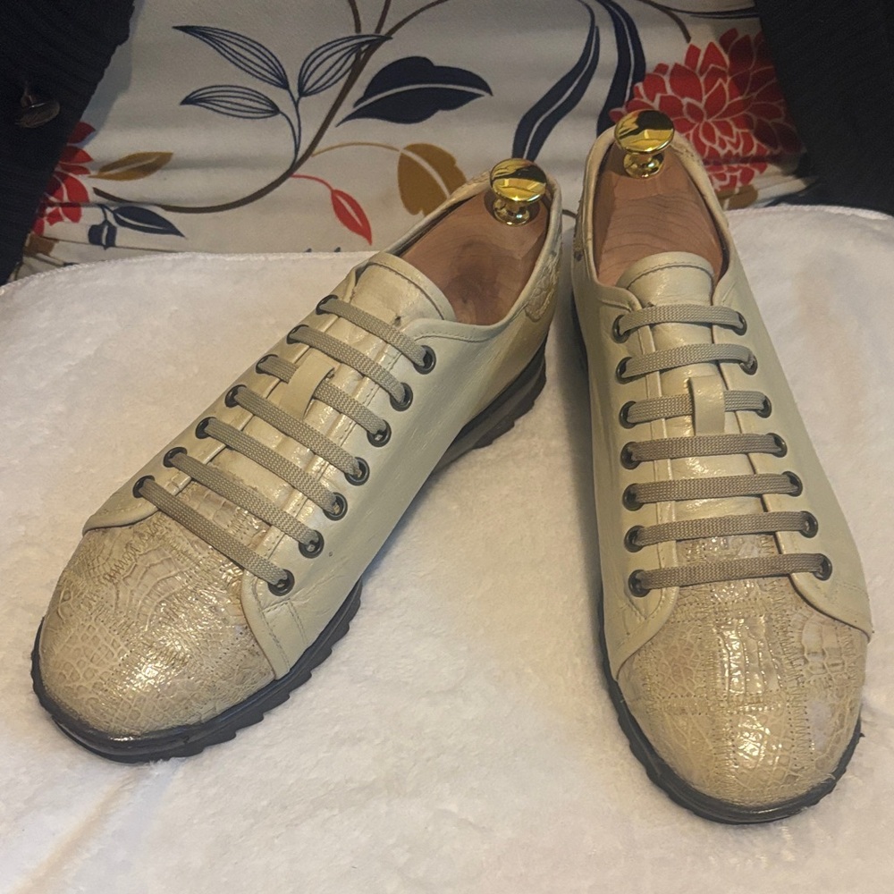 Belvedere Stylish Cream Men's Shoes with exotic skin accents